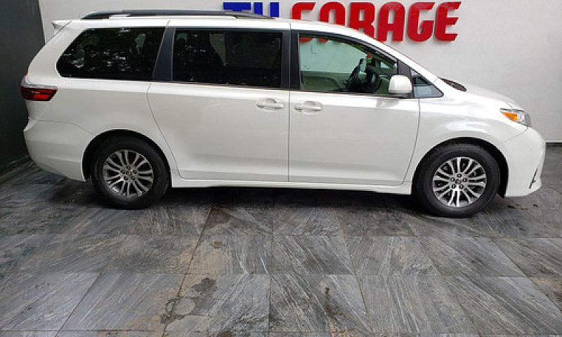 Toyota Sienna 3.5 Xl...