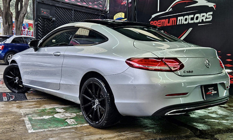 Mercedes-Benz Clase ...