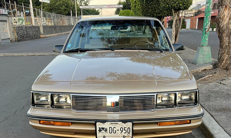 Cutlass De Lujo Coup...