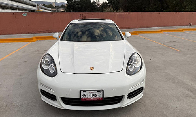 Porsche Panamera 3.0...