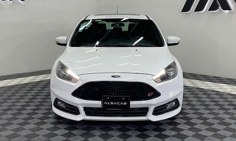 Ford Focus 2016...