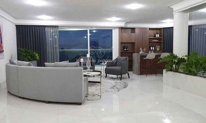 Departamento Grande ...