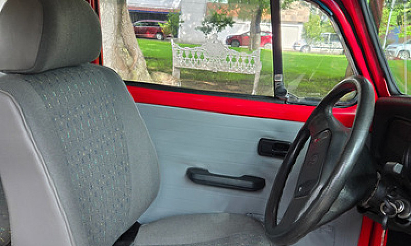 Volkswagen Sedan 1.6...