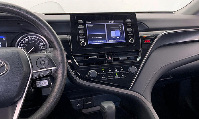 Toyota Camry 2021...