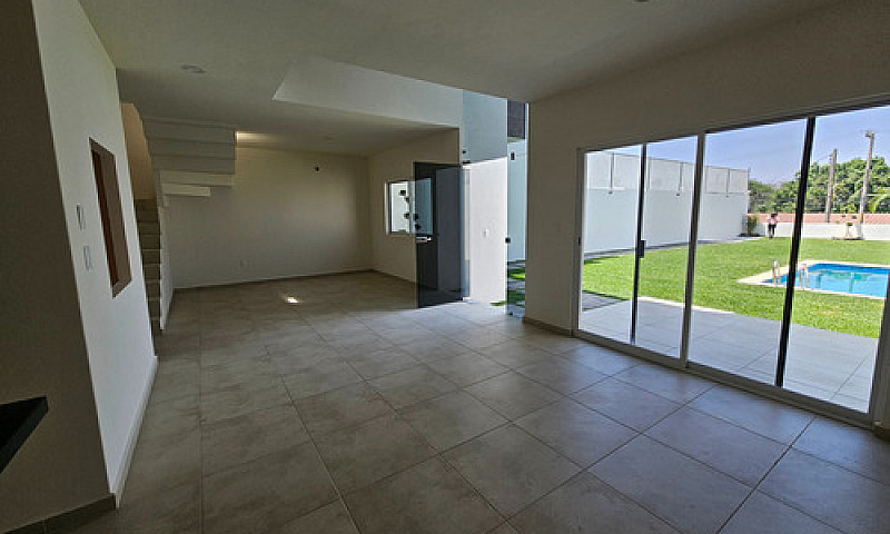 Casa Nueva  Minimali...