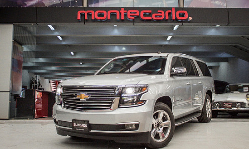 Chevrolet Suburban 2...
