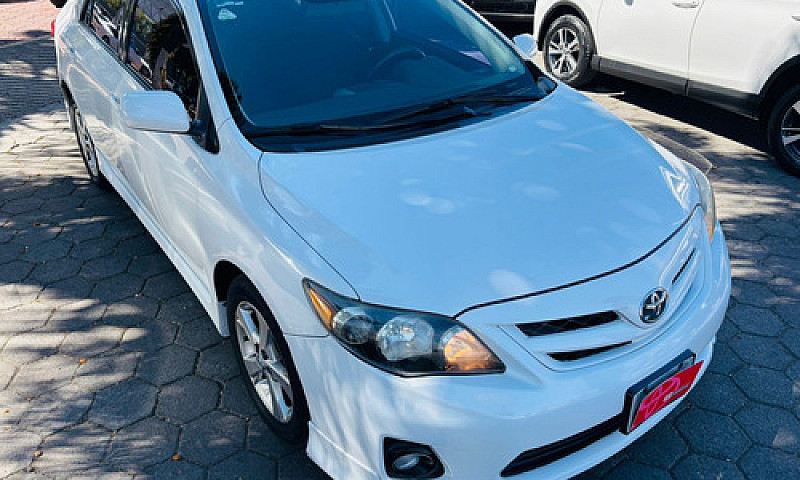 Toyota Corolla 2011...
