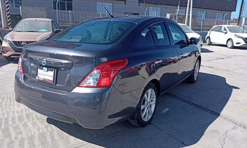 Nissan Versa 2018 4P...