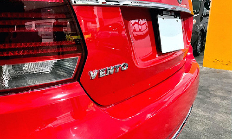 Volkswagen Vento 201...