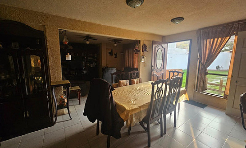 Casa En Valle Dorado...