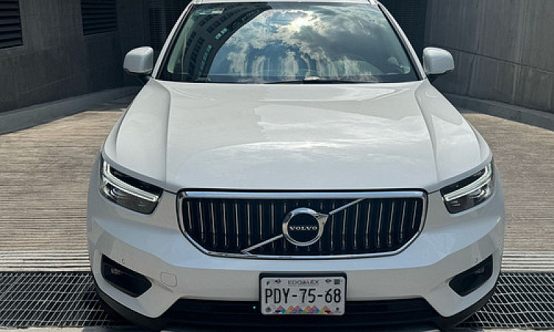 Volvo Xc40 2022...