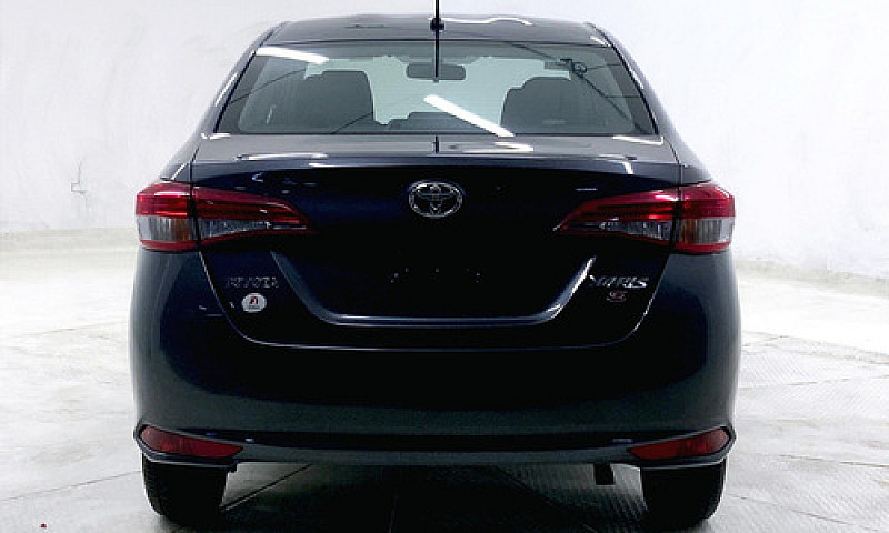 Toyota Yaris 2020...