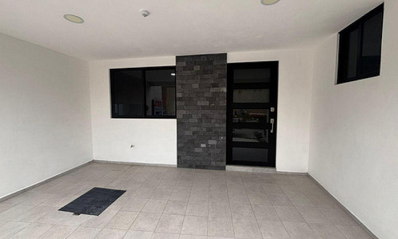Casa En Venta En Fra...