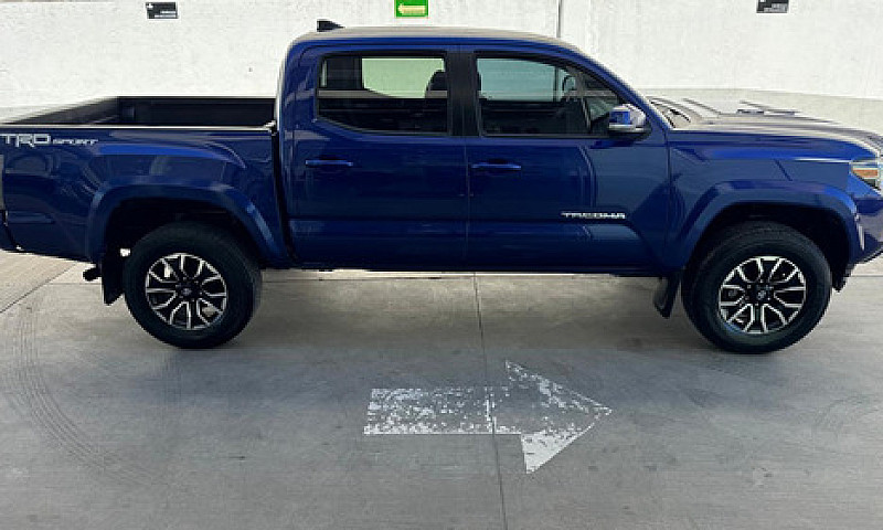 Toyota Tacoma 2023...