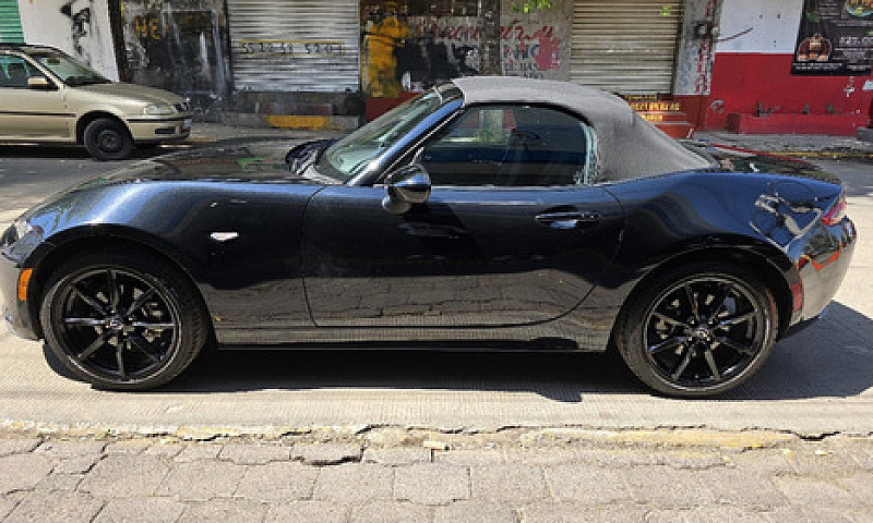 Mazda  Mx5  2023...