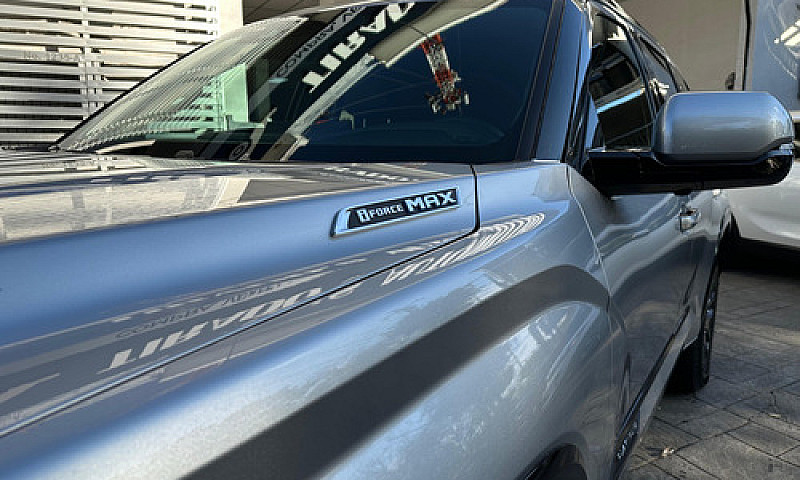 Toyota Sequoia  Plat...
