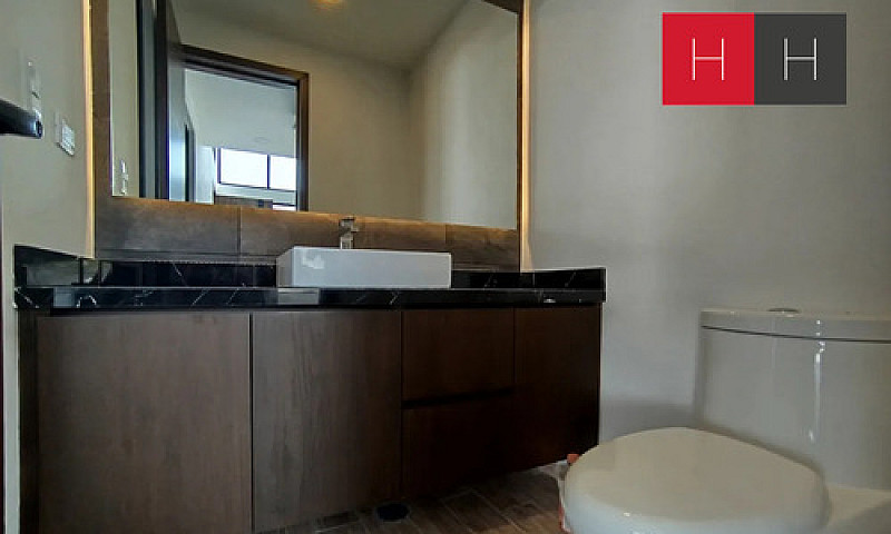 Casa En Venta En Lom...