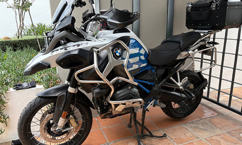 Bmw Gs1200 Adventure...