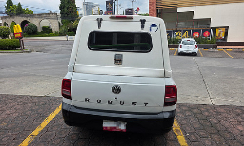 Volkswagen Saveiro 1...