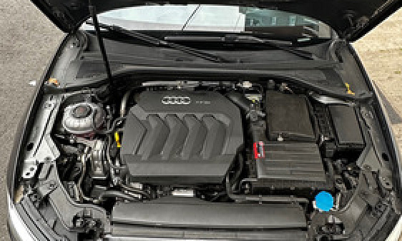 Audi A3 2.0 Sedán L ...
