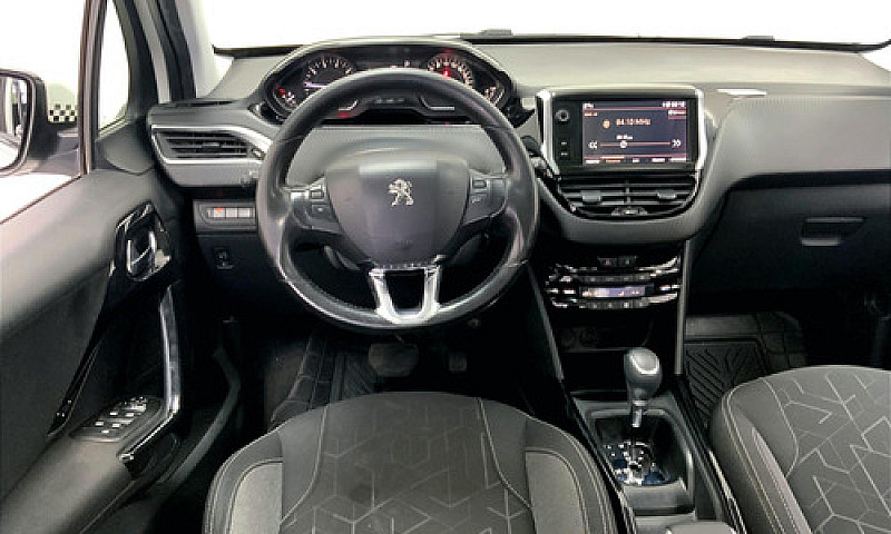 Peugeot 2008 2020...