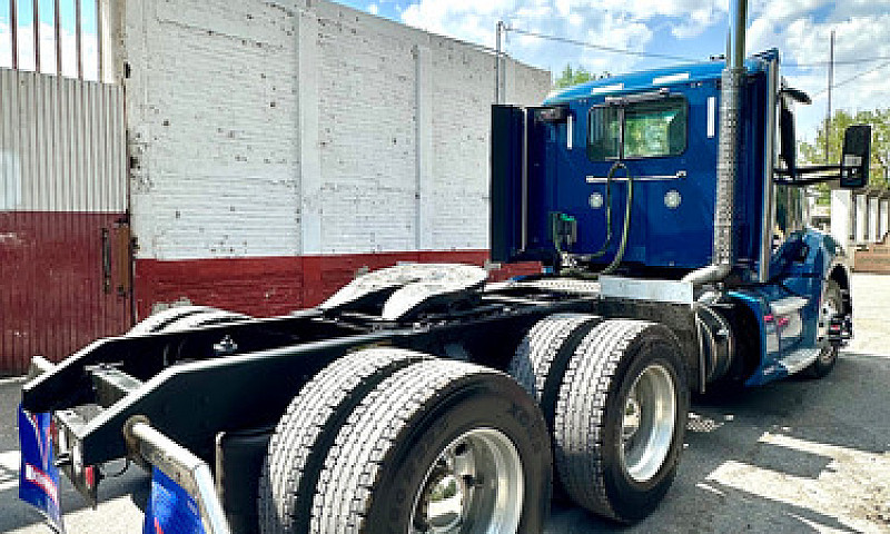 Kenworth T680...
