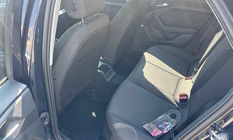 Audi A1 1. 0 Sportba...