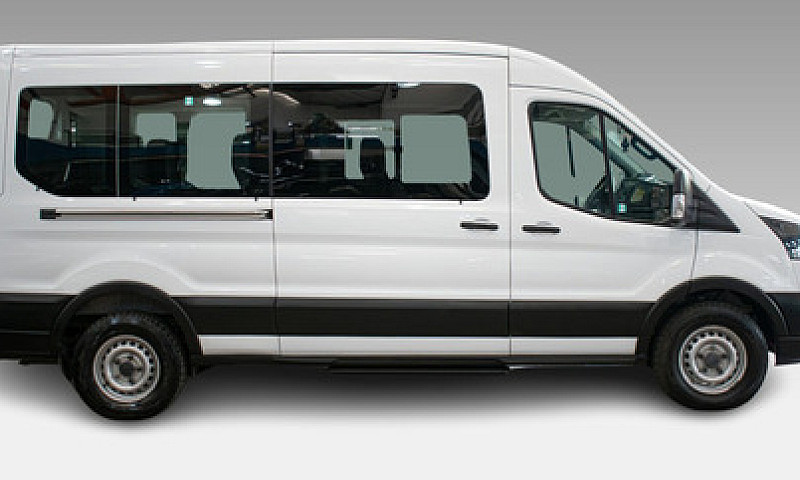 Ford Transit 2021...