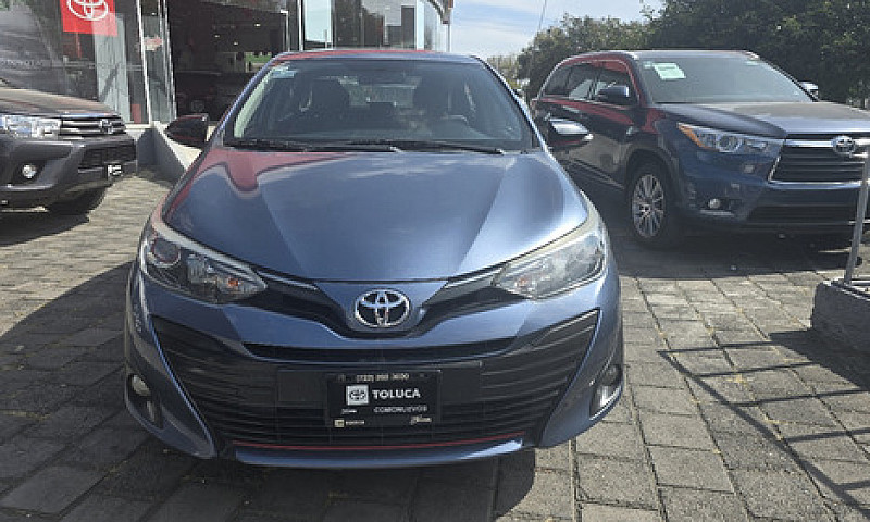 Toyota  Yaris  2020...