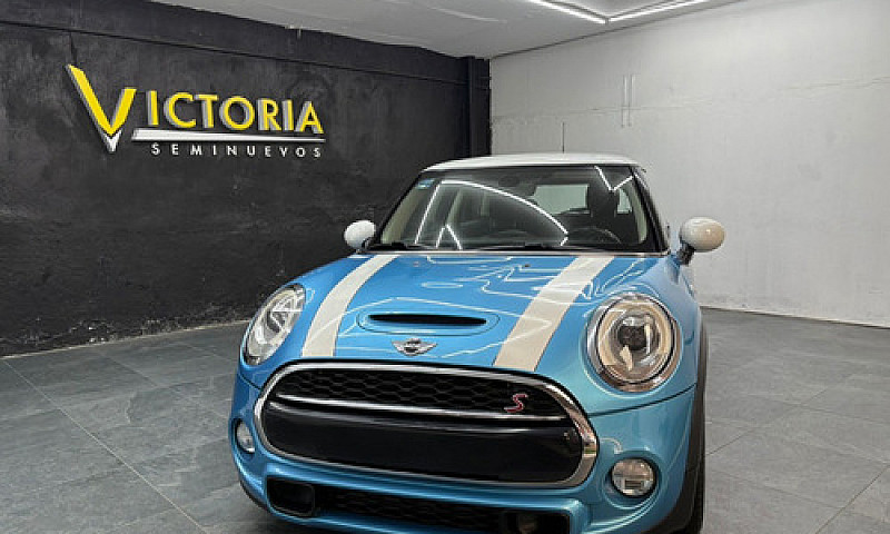 Mini Cooper...