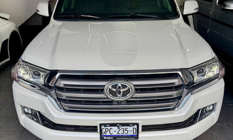 Toyota Land Cruiser ...