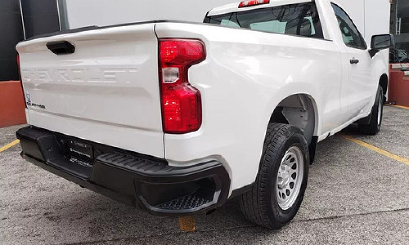 Chevrolet Silverado ...