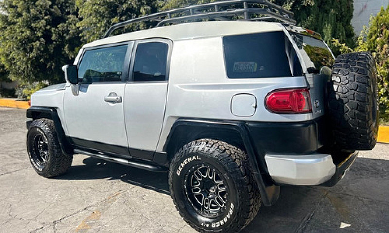 Toyota Fj Cruiser 20...