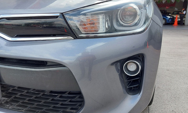 Kia Rio 2018...