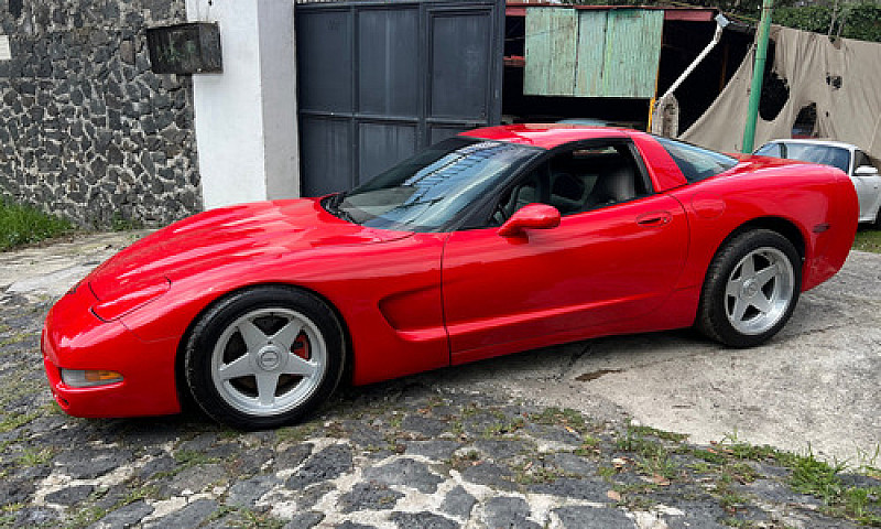 Chevrolet Corvette 5...
