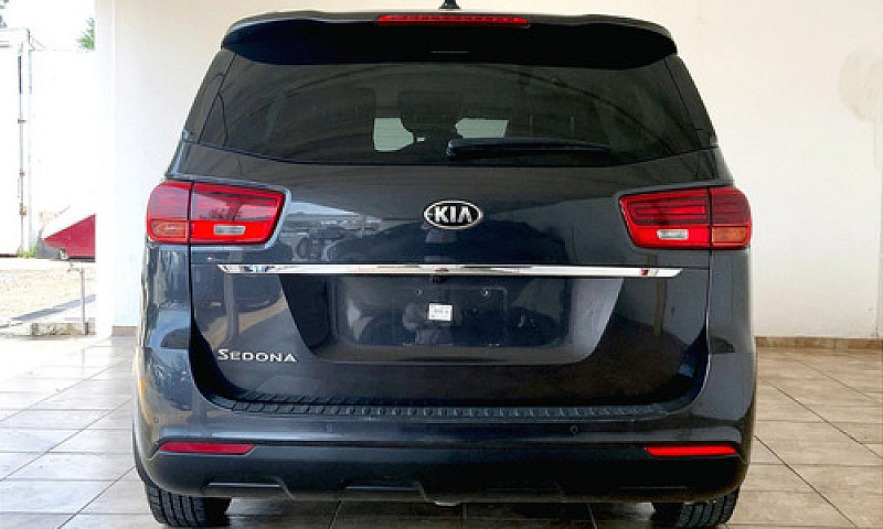 Kia Sedona 2020...