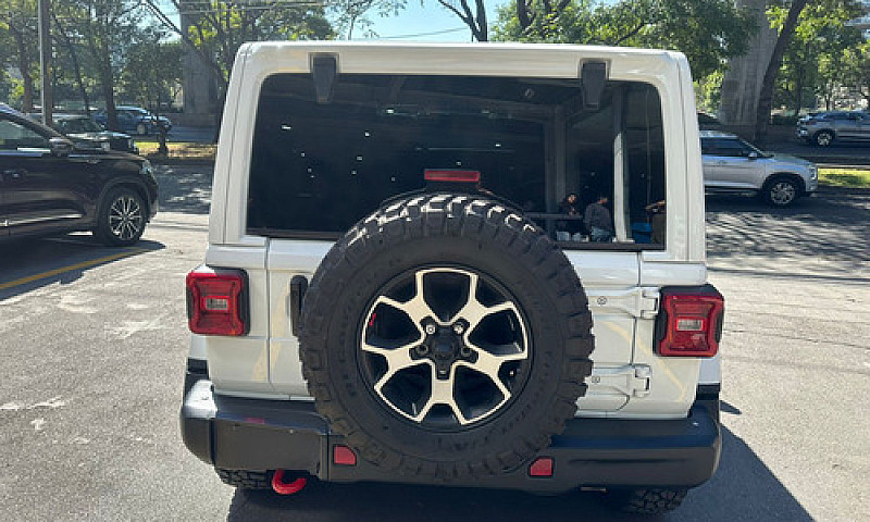 Jeep Wrangler 2023...