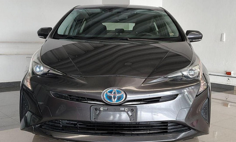 Toyota Prius 1.8 Bas...