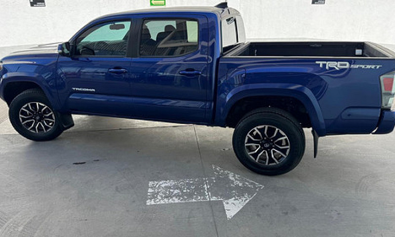 Toyota Tacoma 2023...