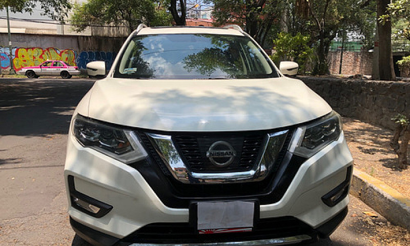 Nissan X-Trail 2.5 E...