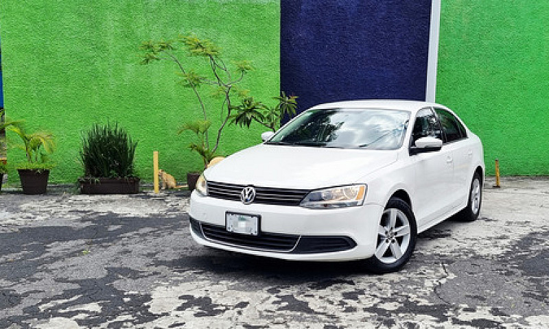 Volkswagen Jetta 2.5...