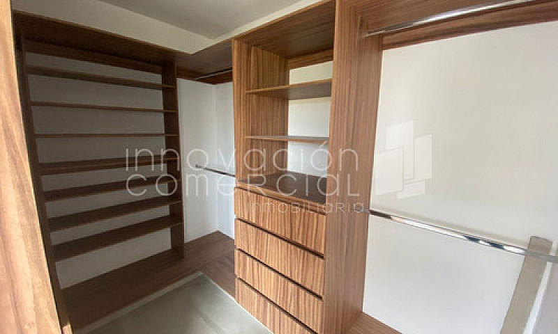 Casa En Venta En Gra...