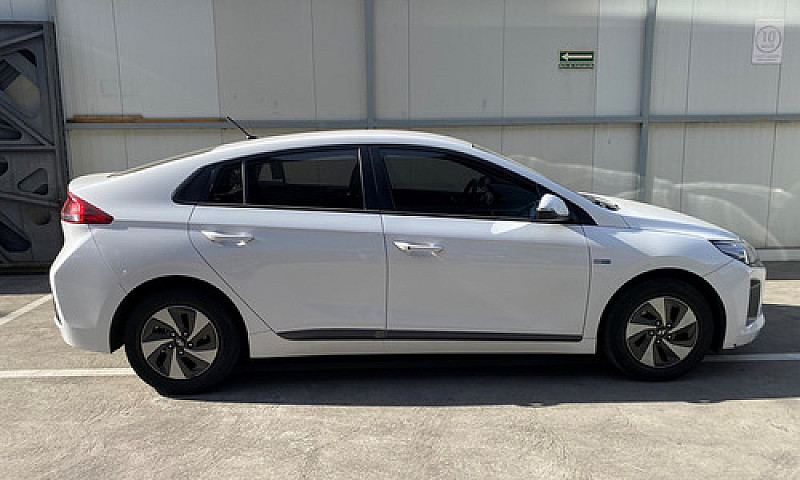 Hyundai Ioniq 2018...
