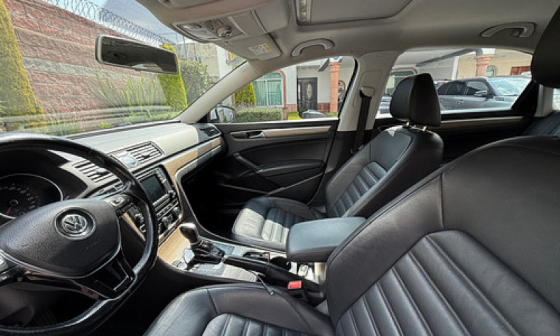 Volkswagen Passat 2....