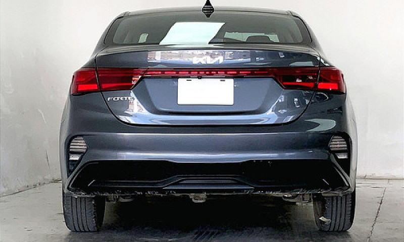 Kia Forte 2022...