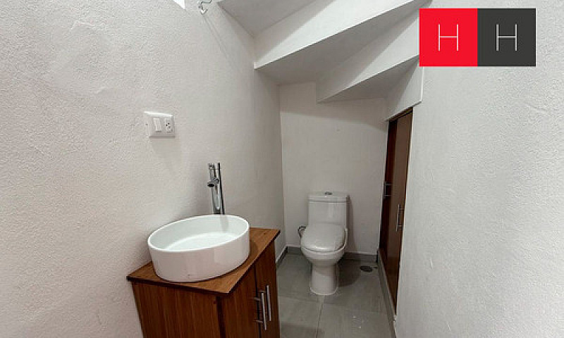 Casa En Venta Atrás ...