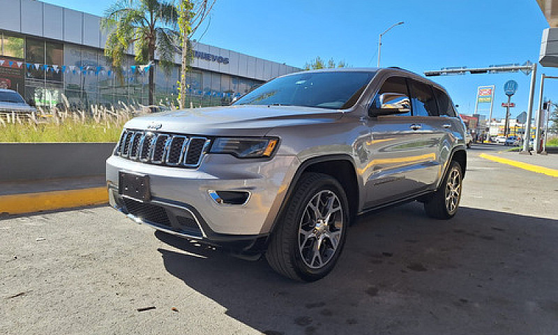 Jeep Grand Cherokee ...