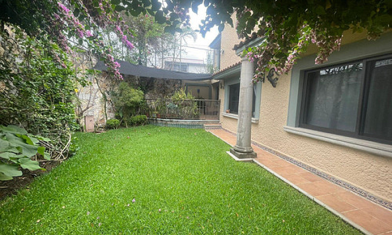 Venta De Casa, Fracc...