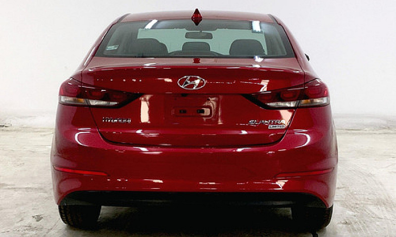 Hyundai Elantra 2017...