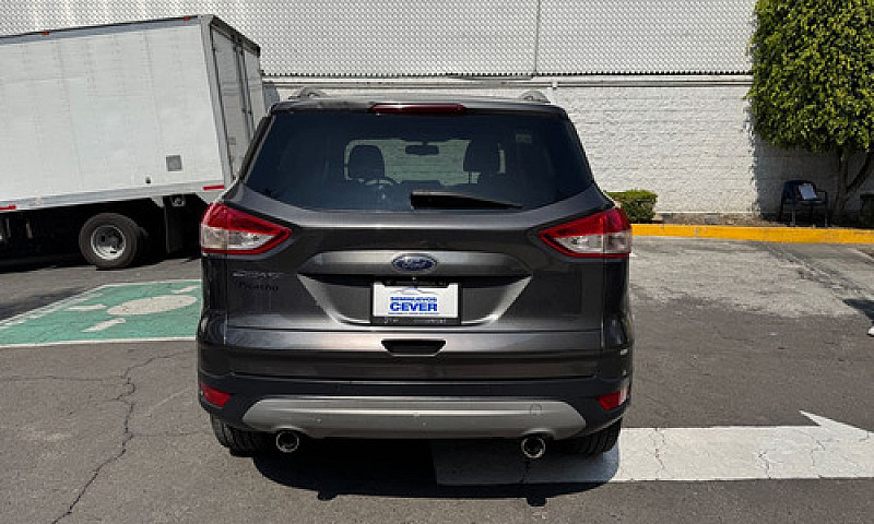 Ford Escape 2015...
